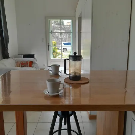 Petite Maison Au Chateau De La Mogere Tatil Evi *